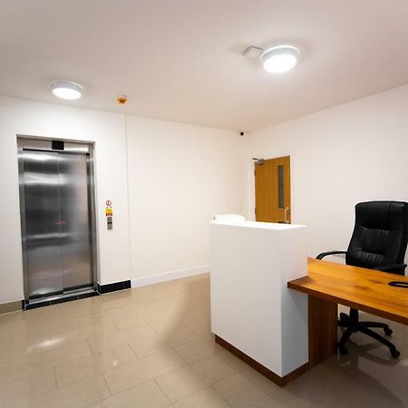 Somerville Apartments London Heathrow Hillingdon Exteriör bild