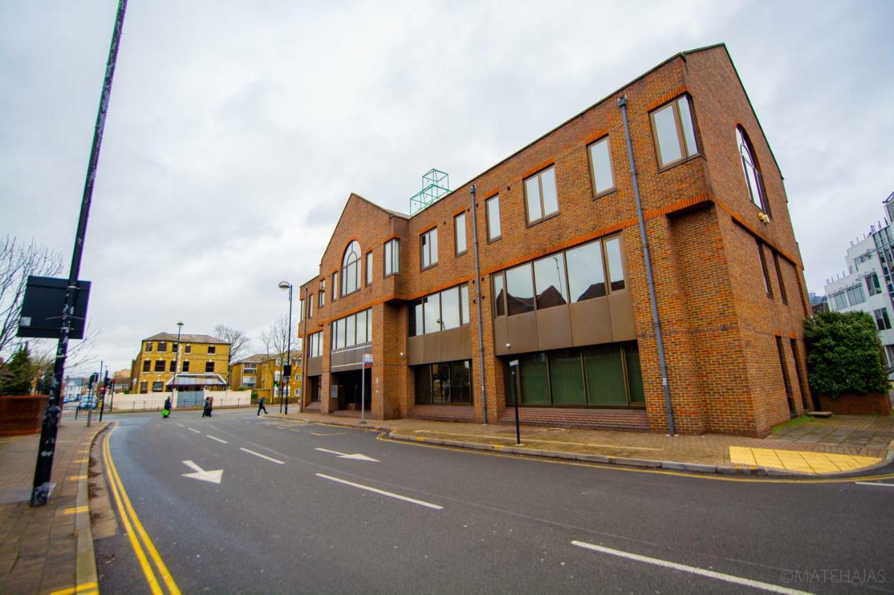Somerville Apartments London Heathrow Hillingdon Exteriör bild