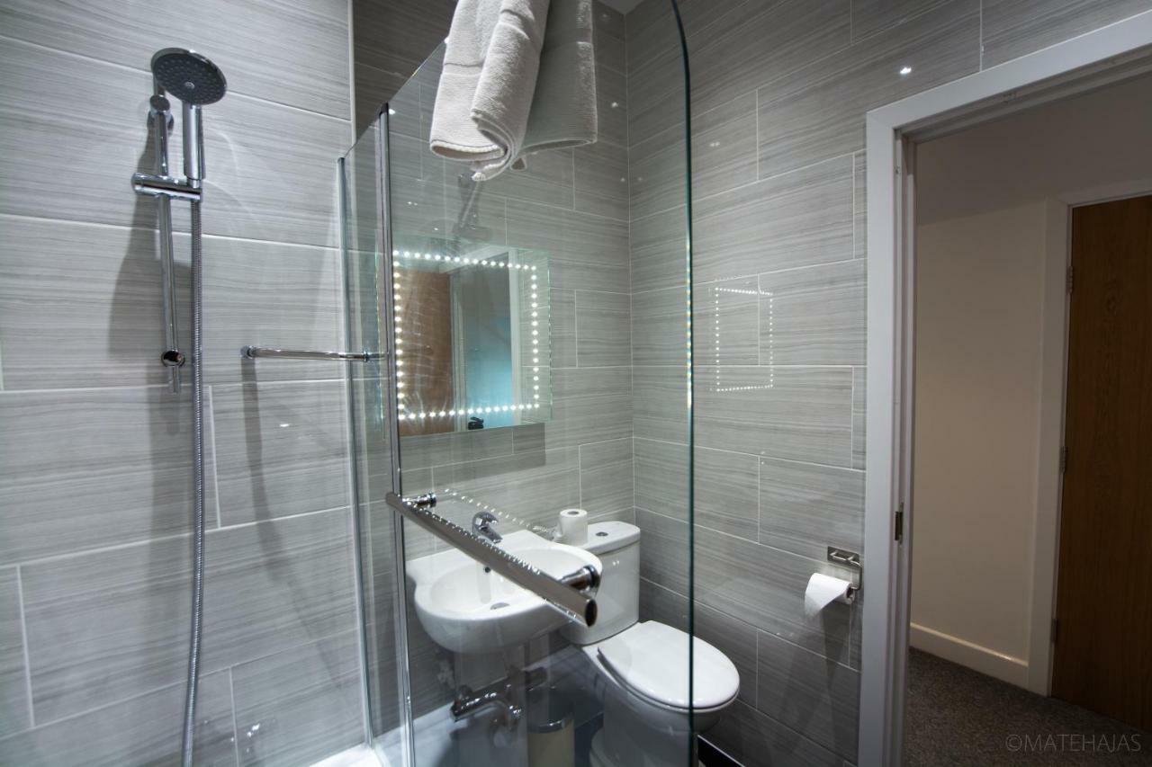 Somerville Apartments London Heathrow Hillingdon Exteriör bild